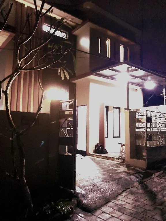 Cozy Palm Hotel Kuta Selatan